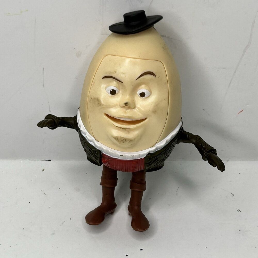 Humpty Dumpy McDonald’s 2011 Puss in Boots Plastic Happy Meal Standing Figure